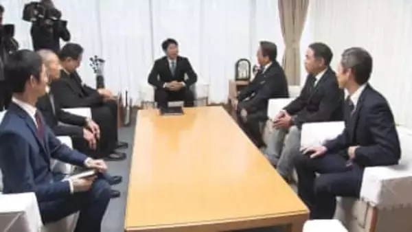 岡山県が「新スタジアムの整備を推進する会」と意見交換【岡山】