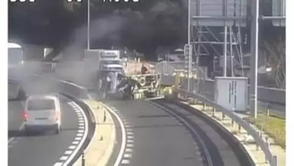 【速報】松江市の国道485号でトラック1台横転…砂利が散乱し現場付近で交通規制（島根）