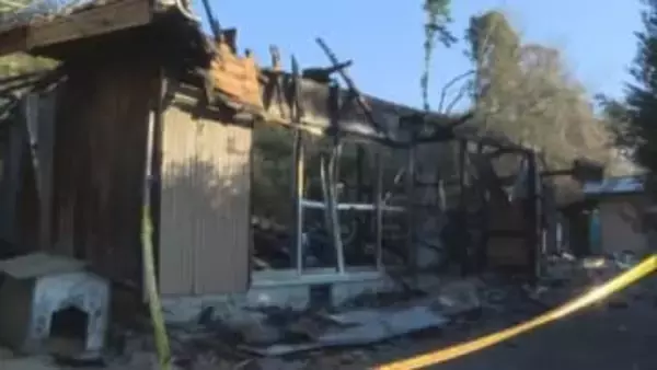 【続報】浜田市住宅火災で見つかった遺体の身元判明　住人の68歳男性の死亡確認（島根）