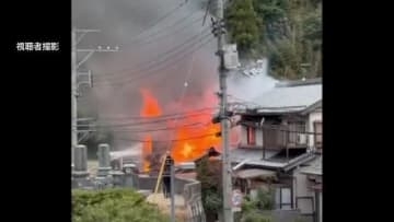 【速報】安来市で建物火災　「炎と黒煙が上がっている」との情報　付近の建物に類焼の恐れ（島根）