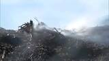 「建設資材会社で木材焼ける火事　けが人なし（島根・松江市）」の画像1