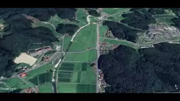 車が国道のガードレール突き破り田んぼに転落…運転していた72歳男性が一時意識不明で搬送（島根）