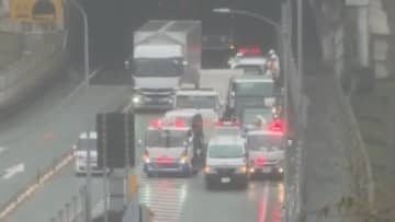 浜田市の山陰道で車7台が多重衝突　3人病院搬送　現場区間が一時通行止め（島根）