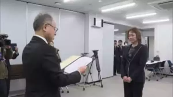 衆院選当選者に当選証書　島根1区自民の議席奪還の高階氏　2年ぶり国政復帰へ意気込み「期待に応えたい」