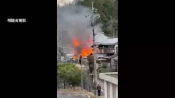 【続報】白昼の火事に騒然…安来市で住宅1棟全焼　隣接する建物も類焼　80代女性が火傷（島根）