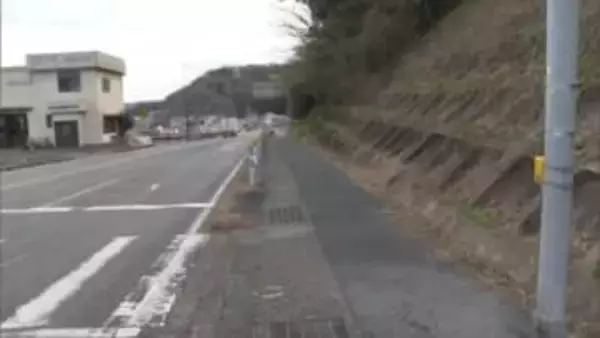 男子高校生の自転車と歩行者が歩道で衝突…62歳男性が頭部骨折で重体の模様　高校生も軽傷（島根）