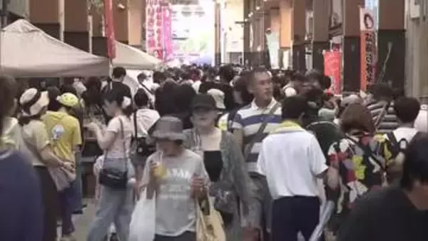 大規模火災からの復興願い…出雲市「サンロードなかまち」で土曜夜市　にぎわいに「元気をもらう」（島根）