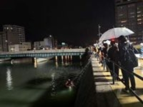 【速報】車同士の事故で１台が川に転落か　けが人など詳細不明　広島市中区