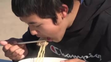 3連休初日　全国の有名ラーメン店を求めて　朝から多くの人