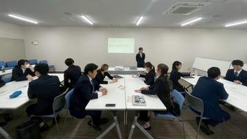 「もし私が首長なら…」若者が描く未来のまちづくり　大学生が仕掛ける“本気”の模擬議会