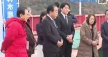 立憲の野田代表がカキ被害の現状を視察　「改めて危機を実感」　業者は補助や助成を要望　広島・呉市