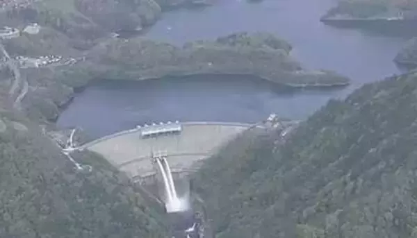 【速報】「人らしきものが見える」観光放流で知られる温井ダムで水死体発見　広島・安芸太田町