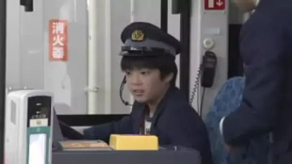 働く楽しさ知ってもらう　小学生が将来に向けて仕事体験　バスの運転手になりきる