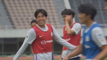 「代表のレベル見せてやれ～」初日本代表の中野就斗選手に愛あるいじり　Ｗ杯戦士の経験サンフレに還元を