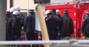 【速報】警察が突入し男を確保　拳銃のようなものを持った男が立てこもり　住宅から発砲音　広島・福山市