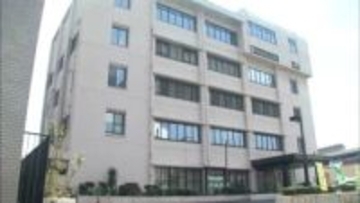 「気が済むまで殴らせろ」などと脅す　20代男性から５000円奪ったか　男４人を逮捕　広島・福山市