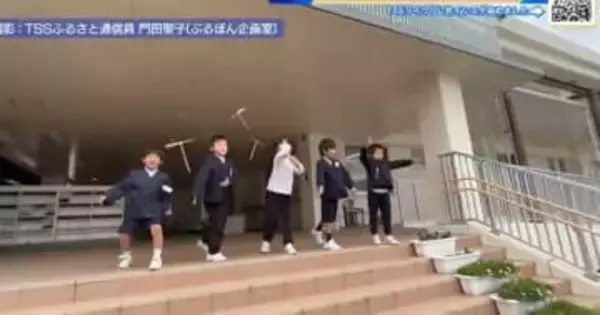 「竹とんぼ」、「こま回し」、「羽子板」など　昔遊びで小学生と地域住民が交流　東広島市