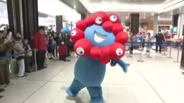 「ミャクミャク」が広島駅に登場！　大阪・関西万博の閉幕後も人気続く