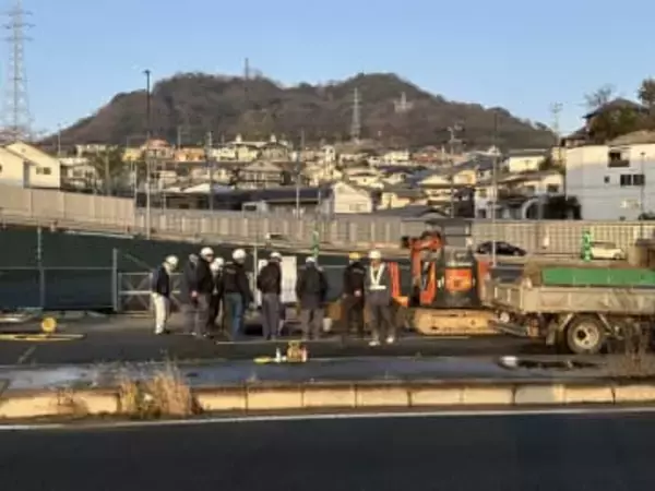 工業用水の水道管から漏水　一時県道が冠水　埋設から62年で老朽化原因か　広島市南区