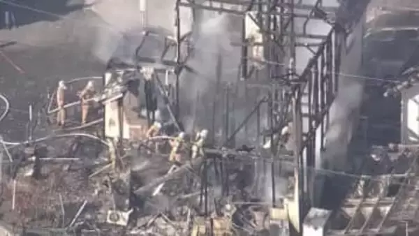 「黒煙と炎が…」東広島市で住宅全焼　１人心肺停止　家族４人のうち祖母と連絡取れず