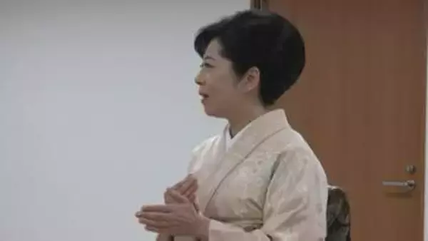 福島県のしゃくなげ大使　筝曲演奏家の遠藤千晶氏「芸術選奨」受賞を知事に報告