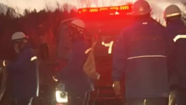 小屋の火が山林に燃え移る　鎮火まで約3時間　林野火災警報発令中　福島・郡山市