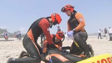「ライフジャケット着用、遊泳禁止区域の順守を」海開き前に救助訓練　福島・南相馬市