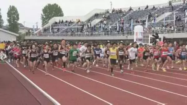 田母神一喜さん、ティラノサウルスの姿も！？郡山シティーマラソン開催　福島