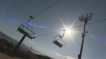 その名も「ローリングアシストマシーン」大技アシストする機会も登場　猪苗代スキー場で安全祈願　福島