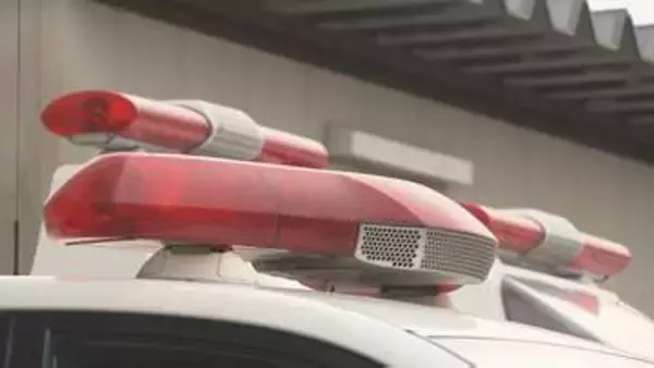 高速道路でスリップした車に後続車が衝突　後続車の男性が死亡　福島