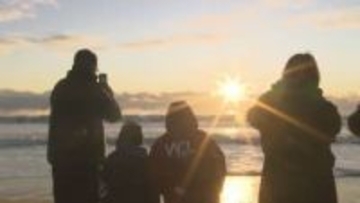 震災・原発事故から15年　初日の出に復興願って　初詣もにぎわう　福島