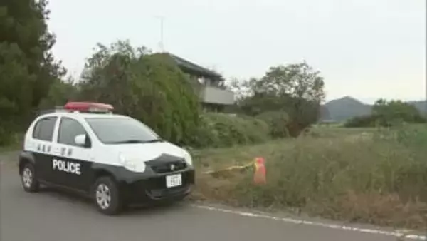 軽自動車にはねられたか　畑で倒れていた95歳女性死亡　近くにタイヤ痕も　福島・白河市
