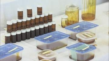薄いシート状に固めてノートに挟み…大麻含む液体輸入か　郡山市の兄弟逮捕　福島