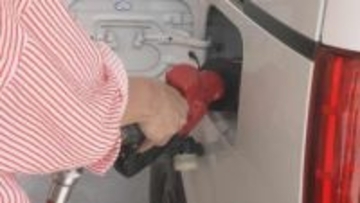 レギュラーガソリン153.7円　8週連続の値下がり　4年7か月ぶり155円台下回る　福島・15日発表