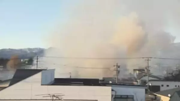 「30分たたずに燃え広がった」福島県喜多方市で10棟燃える火事　年齢・性別不明の遺体発見