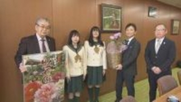 「大輪のボタンに驚いて」須賀川牡丹園、17日開園　高校生が企画・運営のイベントも　福島