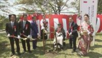 サクラでポーランド共和国と友好深める　リステル猪苗代で植樹式　福島