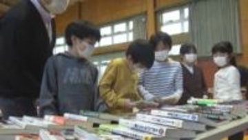「いっぱい読めるようになって嬉しい」ブックオフが児童センターに本寄贈　福島