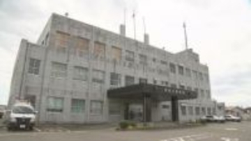 駐車場から国道4号に出た軽乗用車とトラック衝突　1人重傷　3日午前　福島・須賀川市