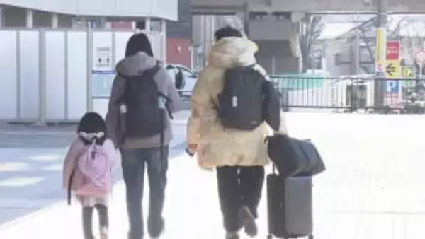 「ハワイアンズに行くのが楽しみ」帰省ラッシュで新幹線一部列車で混雑　ピークは30日　福島