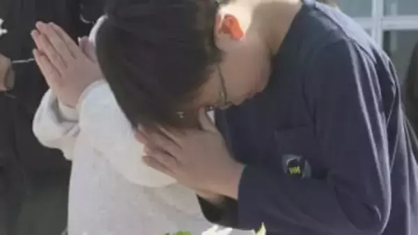 「忘れてはいけない日」震災後に生まれた世代も祈り　各地で追悼　福島