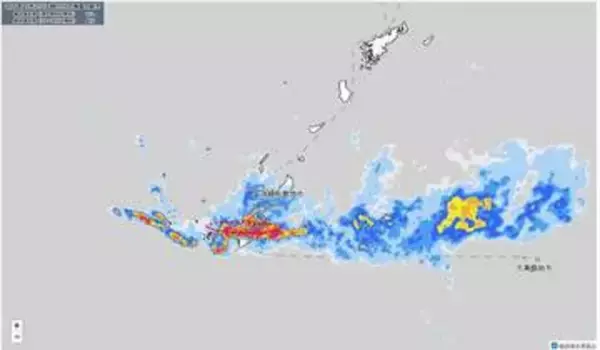 沖縄本島地方に「線状降水帯」発生　命に危険が及ぶ土砂災害や洪水の危険度が急激に高まる　久米島町では200mm超観測