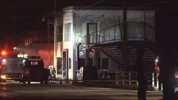 元従業員寮が焼ける火災　死亡した男性の死因は一酸化炭素中毒　死亡男性の居室が激しく燃える　富山・朝日町