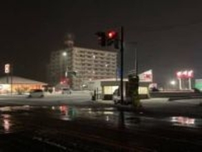 【国道8号】朝日町月山ー高岡市四屋間の通行止め…11日午後9時に解除　北陸道・砺波ー朝日間の通行止めは継続（11日午後10時現在）