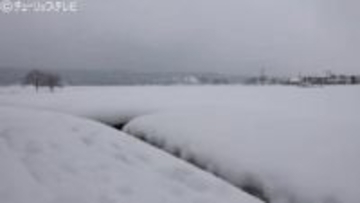 除雪中に農業用水路に転落か　８９歳男性死亡　近くにスコップ　富山