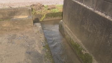 「母の姿が見えない」娘が110番通報、親族と警察で捜索　用水路に79歳女性の遺体　富山