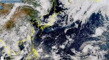 【台風情報】台風13号（ドルフィン）31日（金）に「猛烈な」勢力に発達見込み、中心気圧915hPa・最大瞬間風速75m/s予想【雨と風のシミュレーション】