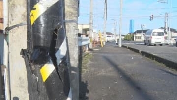 【身元判明】未明の交差点で信号柱に衝突【現場写真】死亡した女性は33歳会社員と判明　富山・高岡市