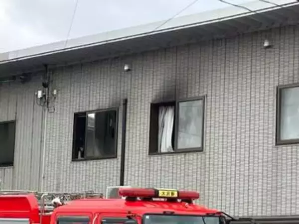 「納屋で就寝中に煙が…79歳男性 軽いやけど、自宅などに延焼なし、実況見分で原因を調べる　富山」の画像