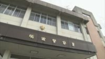 市道交差点で軽乗用車同士が出合い頭に衝突　2人骨折含め3人がけが　富山・砺波市